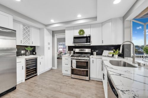 41049 Vintage Cir, Temecula CA  92591-2105 exterior