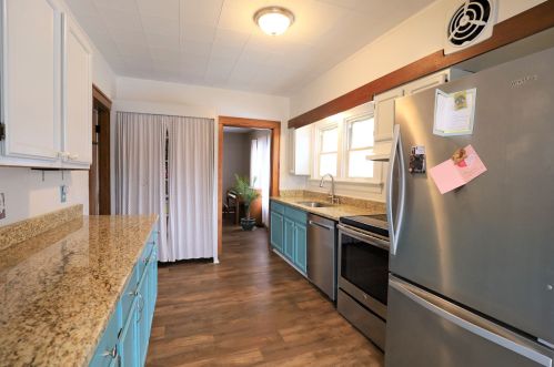 30 Eastern Ave, Covington KY 41018-1922 exterior