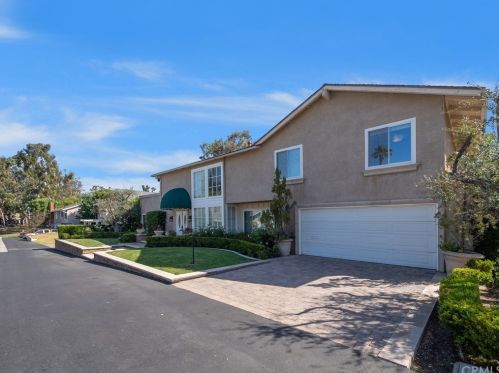 22711 Islamare Ln, El Toro, CA 92630-3635