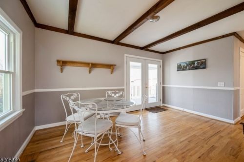 514 River Rd, Annandale NJ  08801-3440 exterior