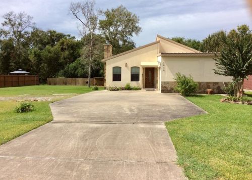 1818 Broadway St, Morgans Point, TX 77571-6510