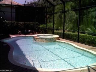 5612 Hammock Isles Dr, Naples FL  34119-4693 exterior