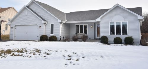 5830 121, Milwaukee WI 53227-3878 exterior