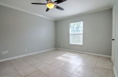 4424 31 Pl, Naples FL 34116-8040 exterior