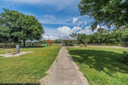 15274 Carlton Lake Rd, Wimauma FL  33598-6108 exterior