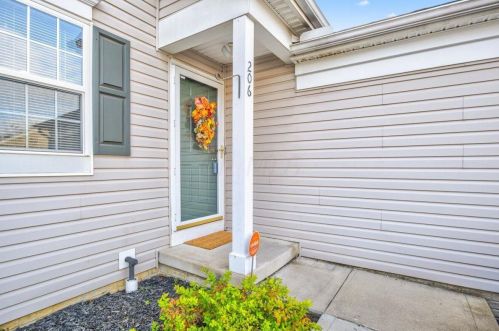 206 Bollingen, Blacklick, OH 43004-8265