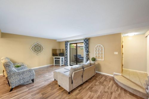 2411 Unity Ave, Minneapolis MN  55422-3449 exterior