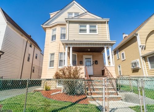 65 Westcott St, East Orange, NJ 07017-3208