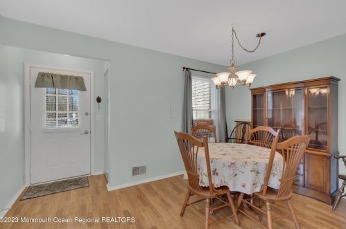 1110 Lilly Ln, Jackson Twp NJ  08527-4142 exterior
