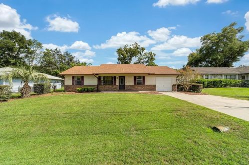 22 Banyan Dr, Ocala, FL 34472-8775