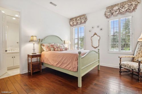 14203 Caminito Vistana, San Diego CA 92130-3724 exterior