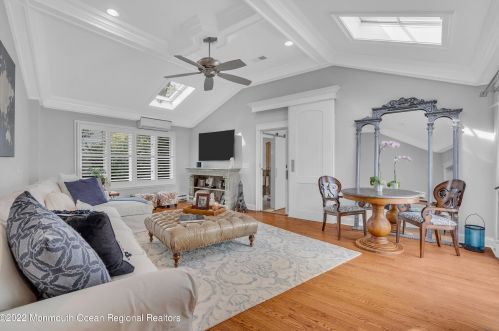 1101 Riverview Dr, Brielle NJ 08730-1121 exterior