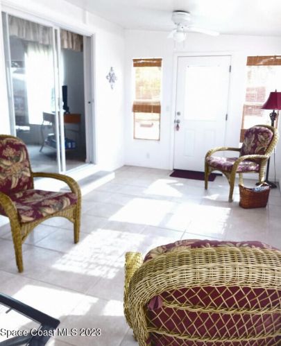 917 Sequoia St, Sebastian, FL 32976-7323