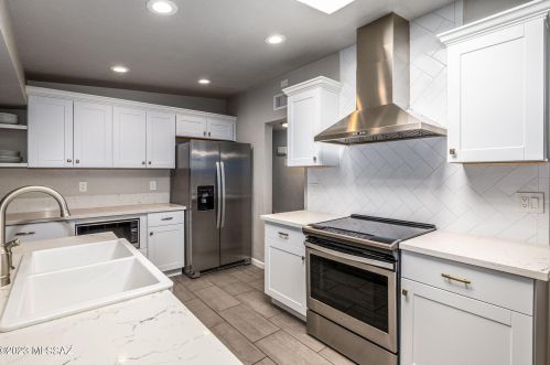 610 Lehigh Dr, Tucson AZ  85710-4657 exterior