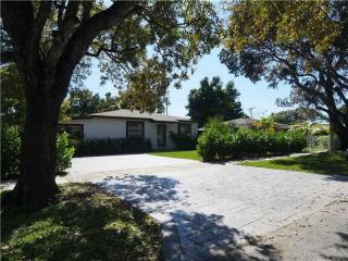 6360 39th St, Miami, FL 33155-4812