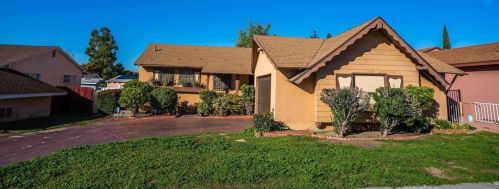 982 Kelton Rd, San Diego, CA 92114-1723