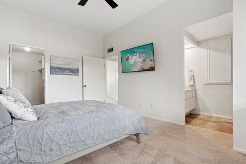 6787 Caminito Del Greco, San Diego CA 92120-2221 exterior