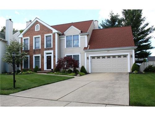 464 Park Pl, Berea, OH 44017-1053