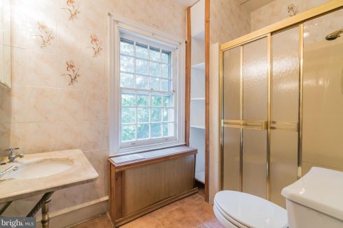 401 College Ave, Haverford PA  19041-1009 exterior