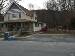 5 Glass St, Ellenville, NY 12428-1621