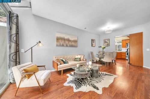 7294 Cronin Cir, Pleasanton CA  94568-2330 exterior