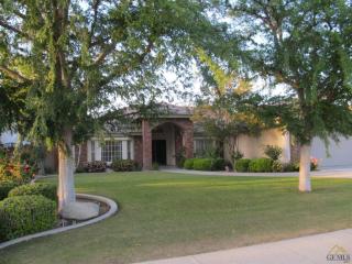 10604 Gold Cup Ln, Bakersfield, CA 93312-8602