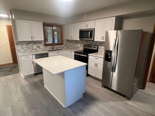 1215 American Ave, Waukesha WI  53188-4930 exterior