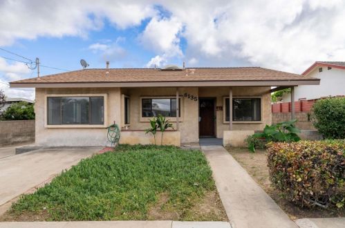 6135 Hughes St, San Diego, CA 92115-6523