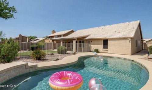 4267 Montgomery Rd, Cave Creek, AZ 85331-7864