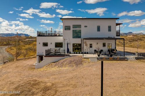 1281 Calle Tubatana, Nogales, AZ 85648-3836