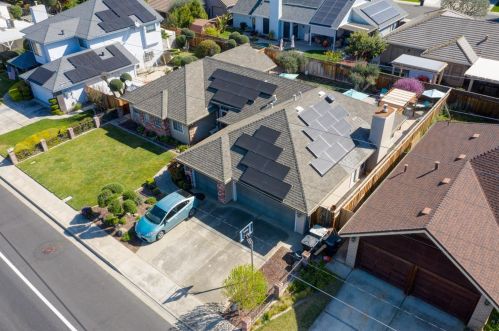 538 Manley Rd, Ripon, CA 95366-3407