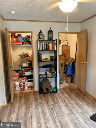 129 Locust Ln, Smithville PA  17560-9758 exterior