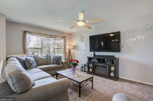 1572 Edgerton St, Saint Paul, MN 55130-3052