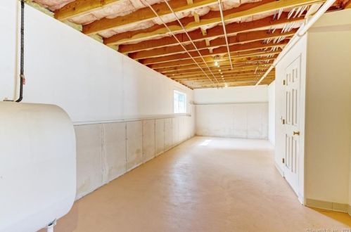 159 Azalea Dr, Groton CT  06340-4126 exterior