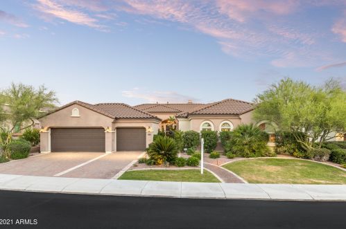 5421 Milton Dr, Cave Creek AZ  85331-2452 exterior