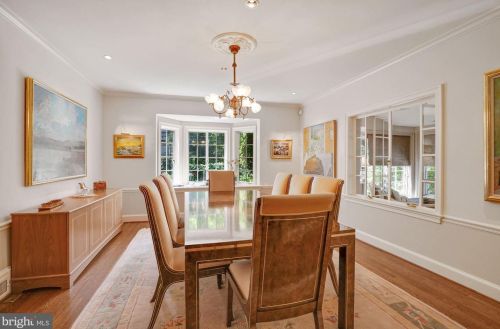 4310 42, Washington DC 20016-4613 exterior