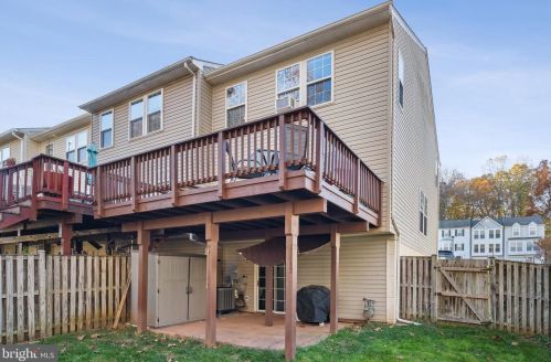 15043 Galapagos Pl, Woodbridge VA  22193-5843 exterior
