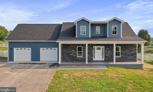 13244 Whispering Spring Dr, Upton, PA 17225-8664