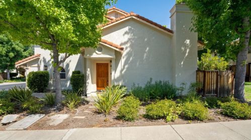 2100 Cuesta Dr, Milpitas, CA 95035-7879