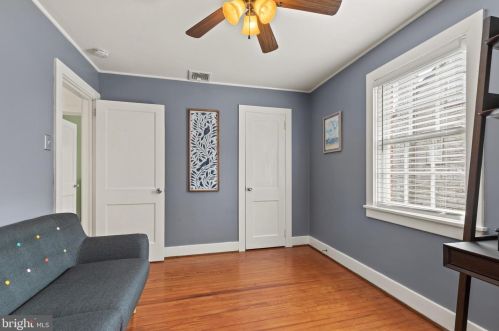 106 Roselle Ave, Lancaster PA  17603-6672 exterior