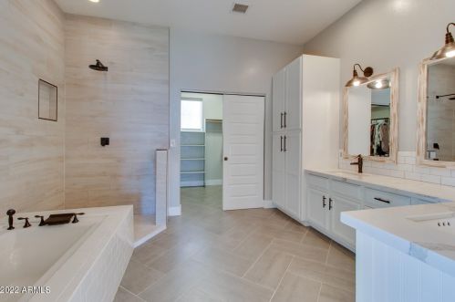 34212 10 St, Phoenix AZ 85085-9216 exterior