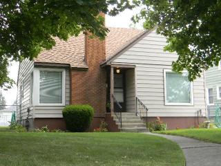 3528 Lacrosse Ave, Spokane, WA 99205-1749
