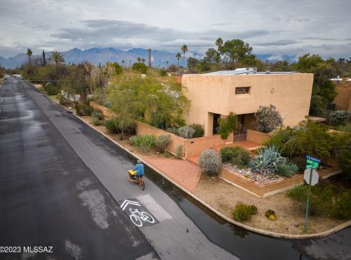 102 Treat Ave, Tucson, AZ 85716-4732