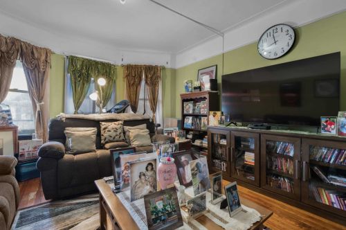 33 Manitou Ave, Poughkeepsie NY  12603-2731 exterior