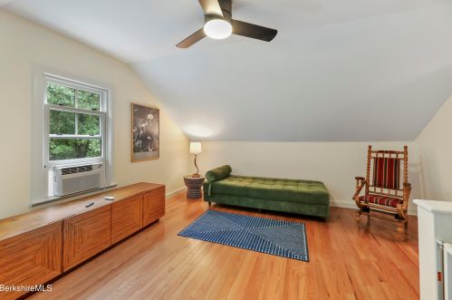 49 Laurel Way, Norfolk CT  06058-1178 exterior