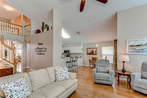 18912 Place Marquette, Lutz FL  33558-5312 exterior