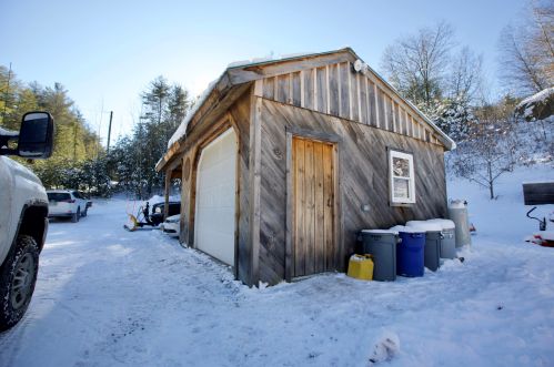 6 Quarry Hill Ct, Henniker NH  03242-3449 exterior