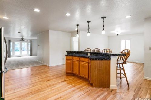 2824 Jackson St, Denver CO 80210-5639 exterior