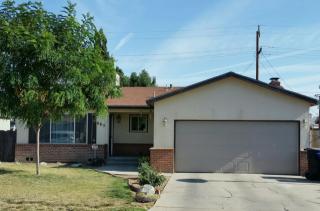 685 Dexter Ave, Porterville, CA 93257-2018