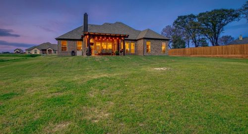 2903 Mallard Dr, Greenville TX  75402 exterior